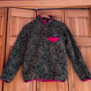 Olive green floral printed Patagonia